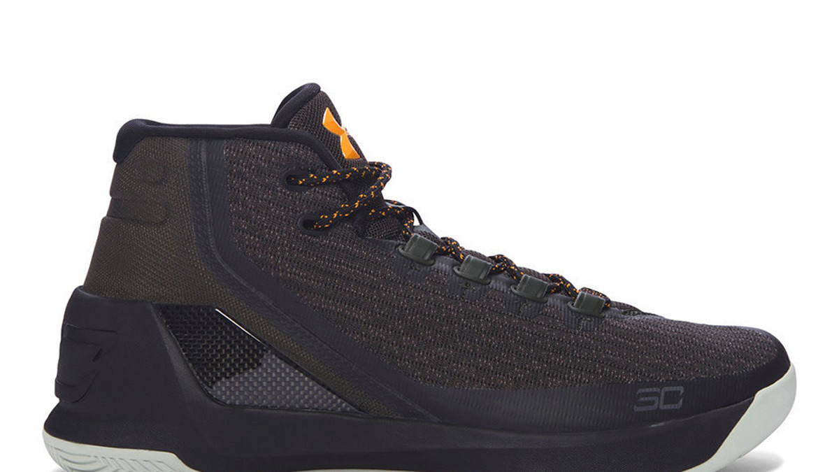 Stephen Curry s Latest Signature Sneakers Get Militant Complex