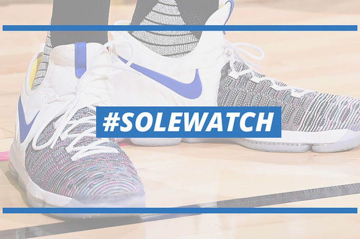 SoleWatch: Travis Scott Wears Unreleased Air Jordan 4s During Game