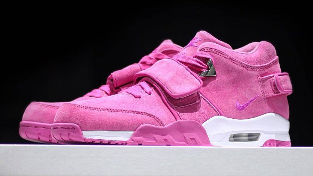 Nike signature athlete Victor Cruz is selling 50 pairs of all-pink shoes for breast cancer awareness.