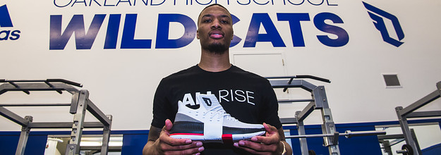 Dame 3 on top feet