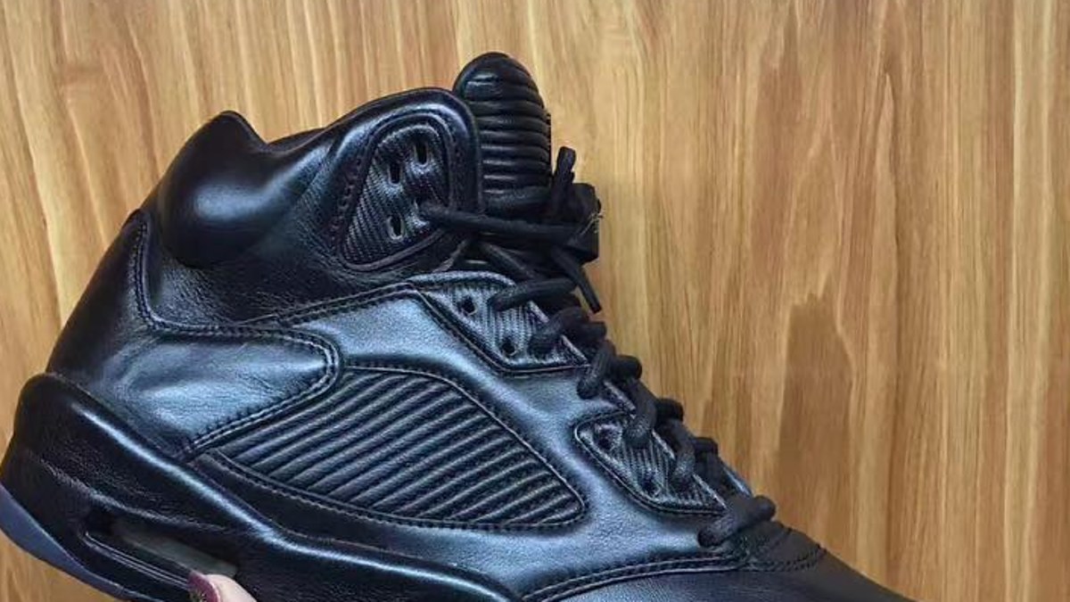 snyde dæk Ord These $400 Jordans Release in July | Complex