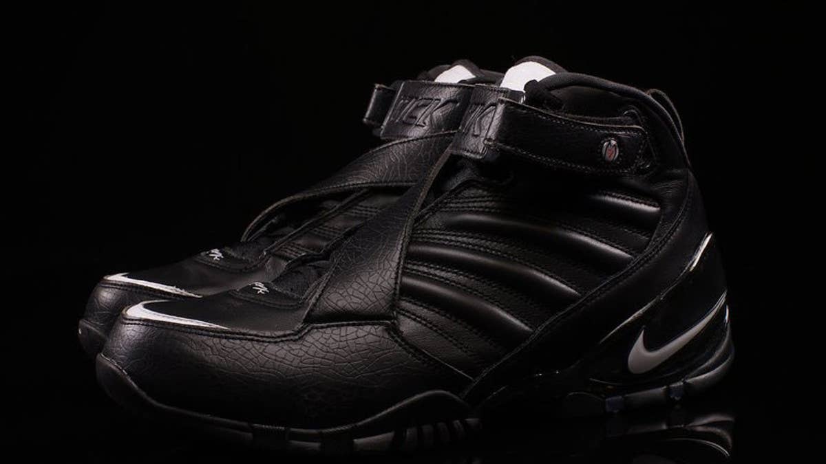 Black Mike Vick 3s just released.