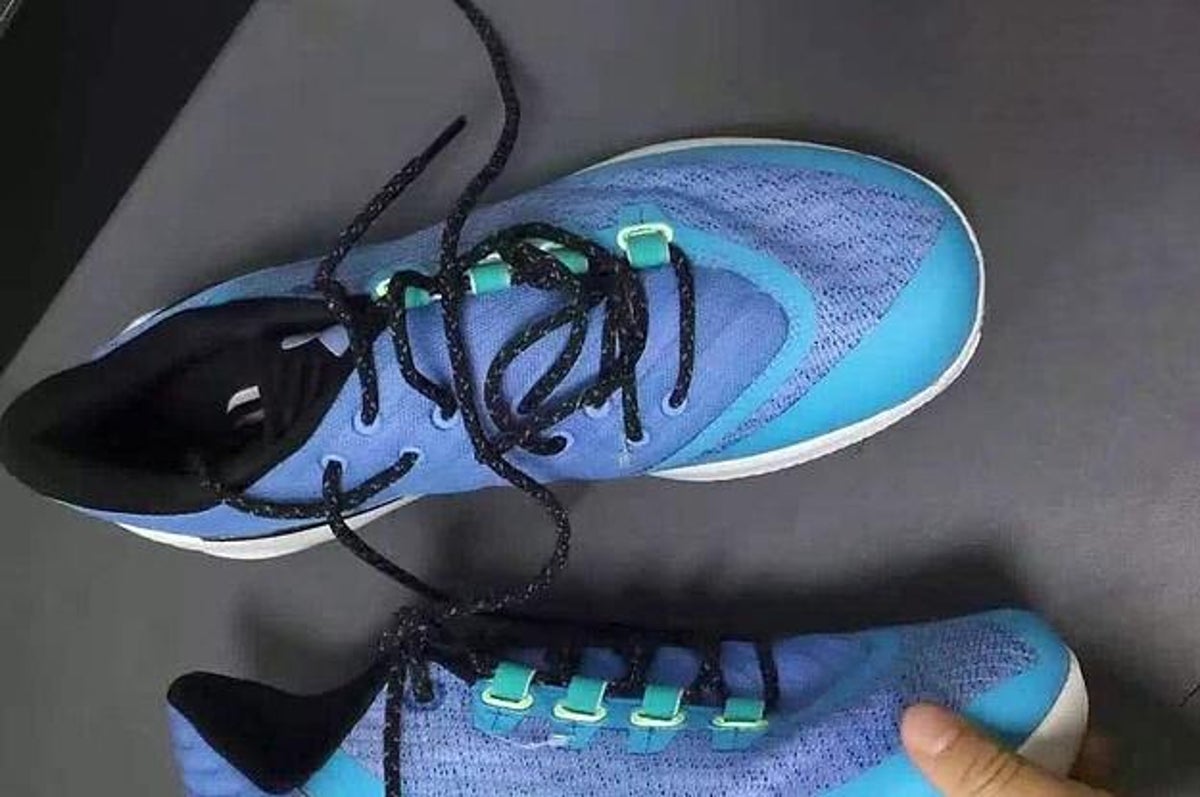 Nike KOBE A.D. Kobe Bryant Basketball Shoes Blue Sun Blush