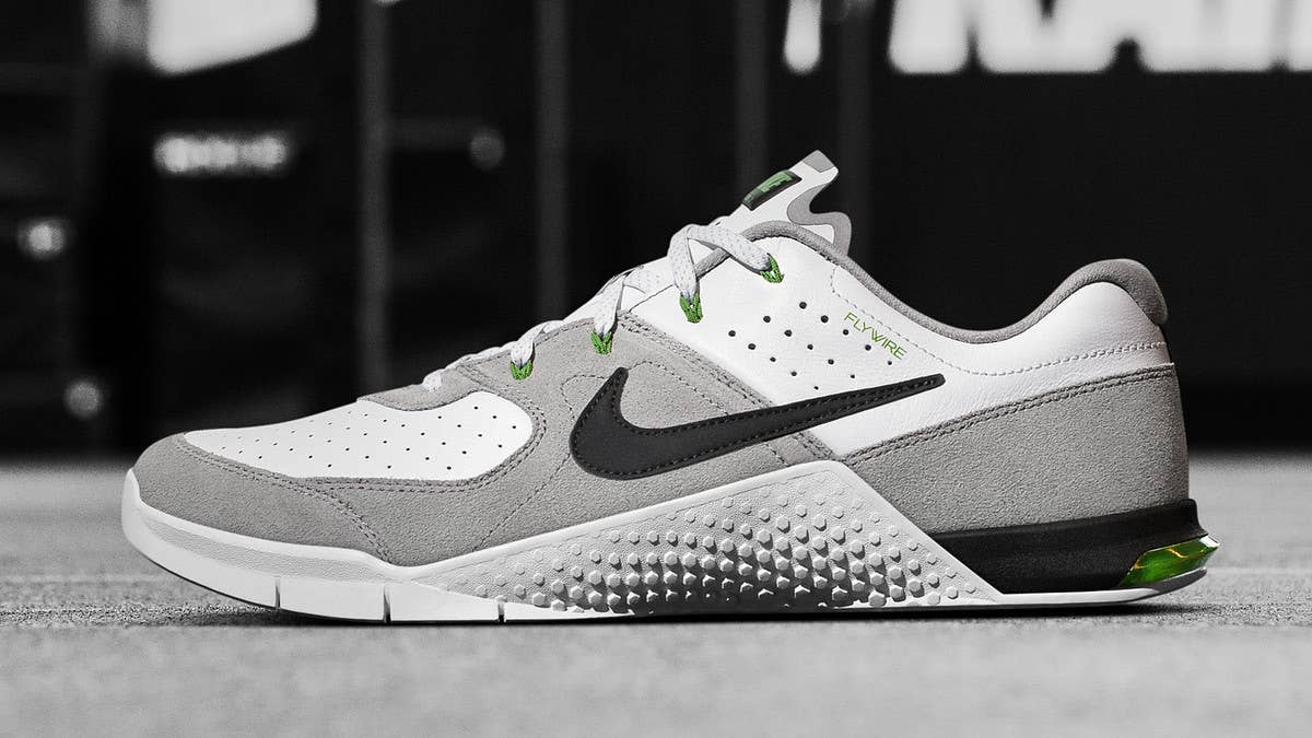 "Chlorophyll" colorway comes back on a modern silhouette.