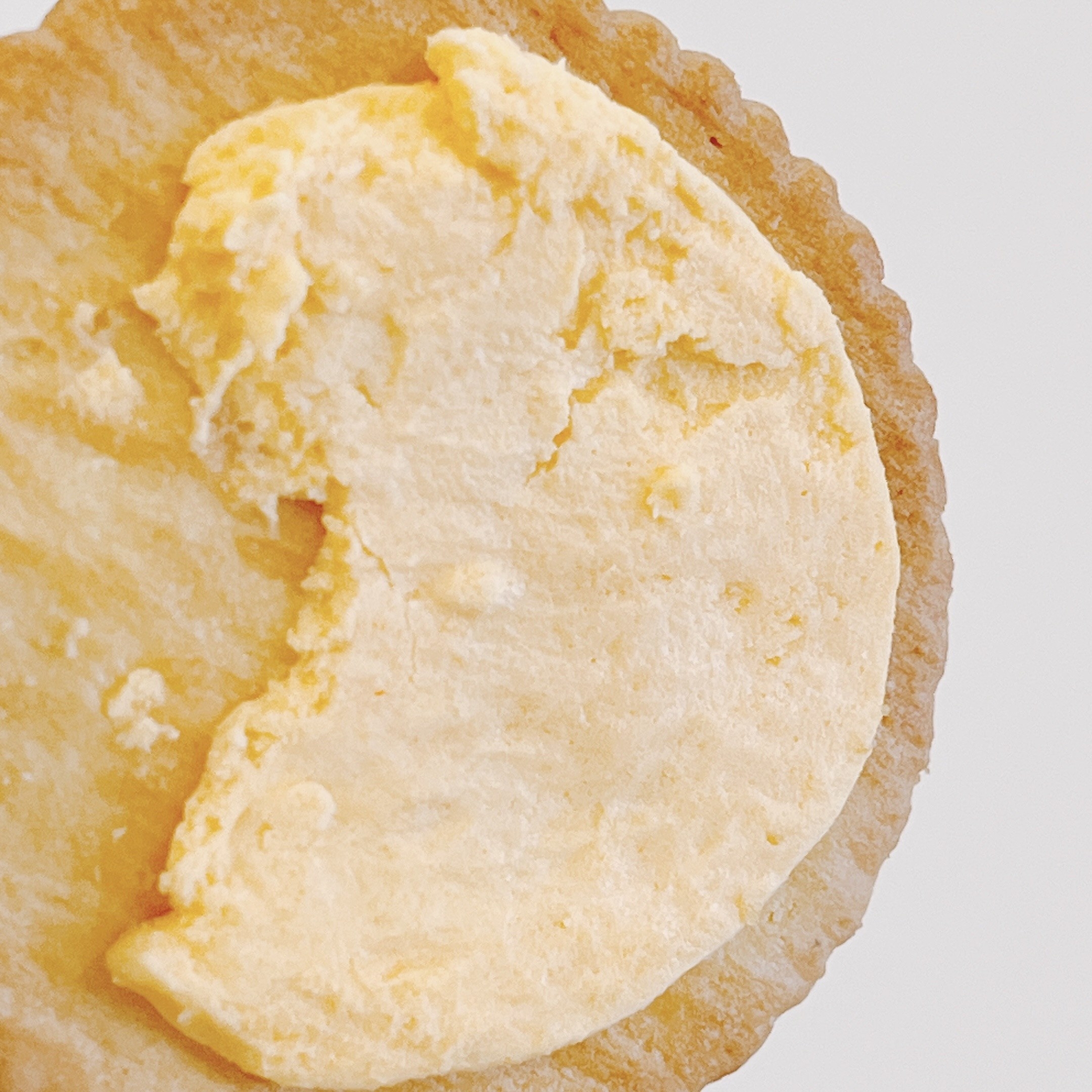 業務スーパーのオススメのお菓子「チーズクリームサンドクラッカー」