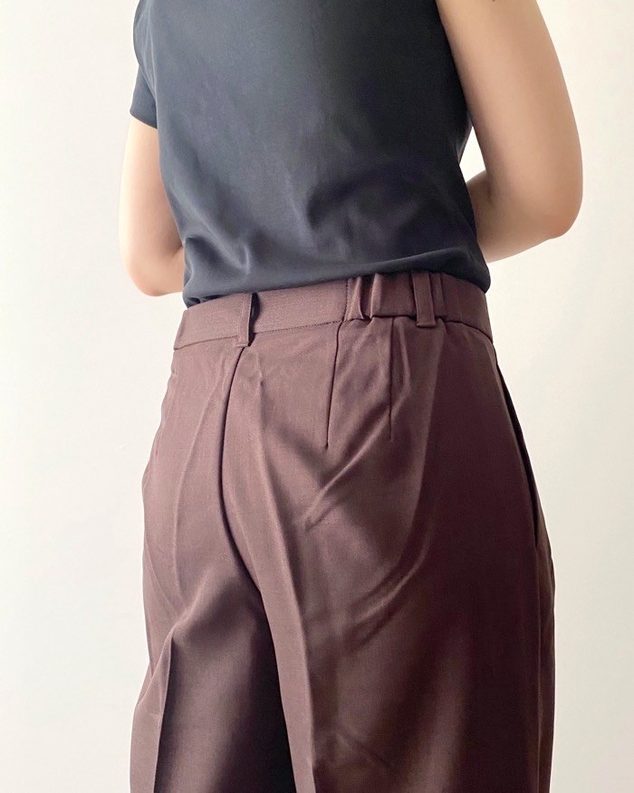 GU（ジーユー）で人気のおすすめアイテム「ローウエストバギーパンツ」