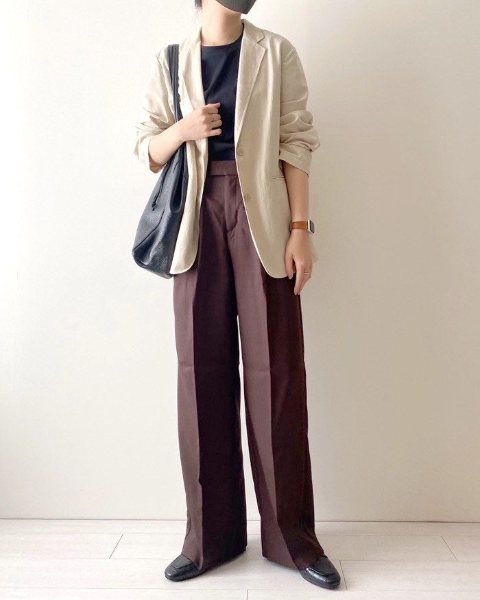 GU（ジーユー）で人気のおすすめアイテム「ローウエストバギーパンツ」