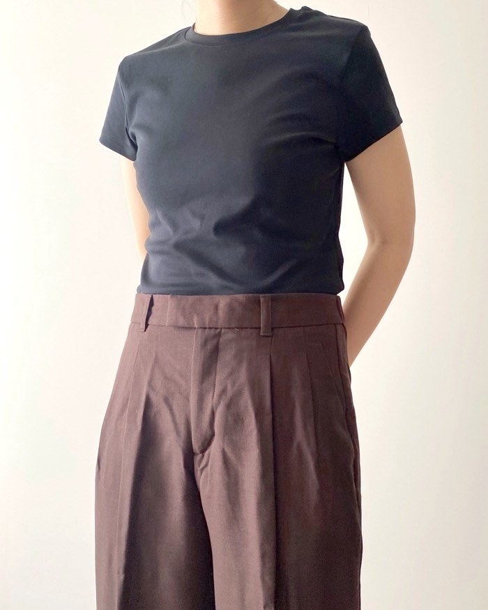 GU（ジーユー）で人気のおすすめアイテム「ローウエストバギーパンツ」