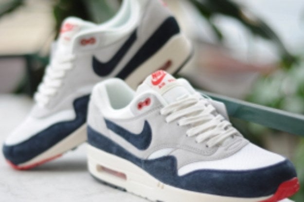 nike air max 2017 milky white ultramarine red