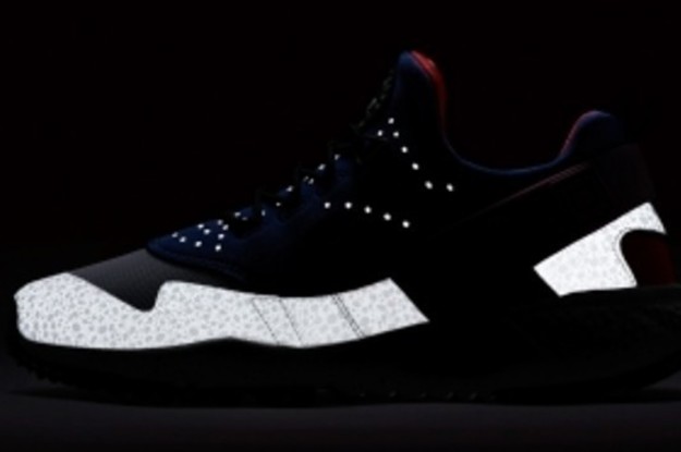 buzz nike huarache