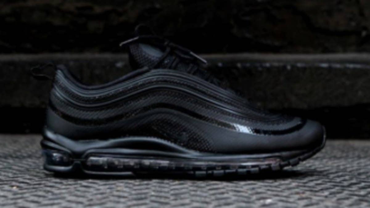 Another clean colorway is on the way for the Air Max 97 Hyperfuse, sporting a black-based look that's sure to be seen everywhere this fall.  