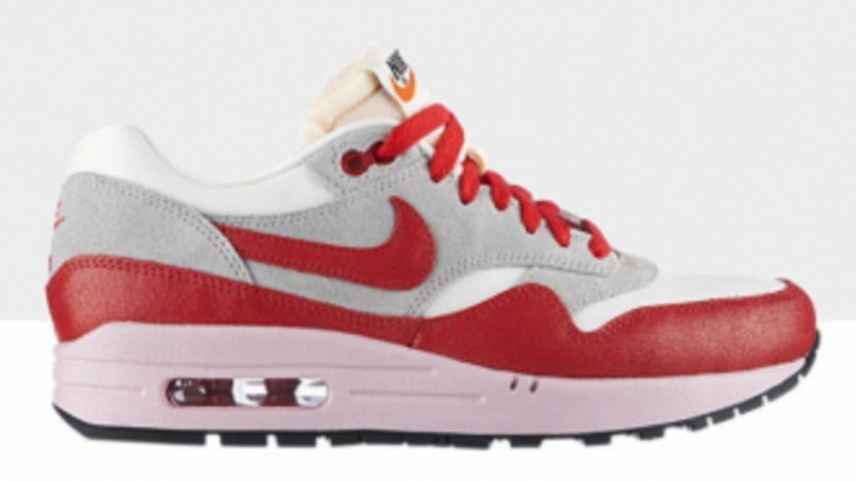 Nike Sportswear continues to unveil their vintage collection of runners with the classic Air Max 1 now available for the ladies from NikeStore.  