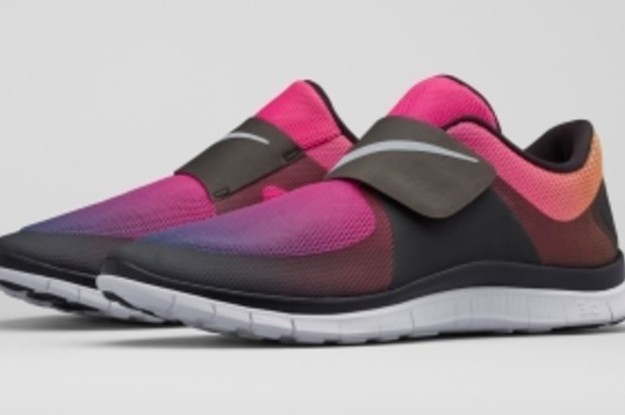 nike sock like sneakers