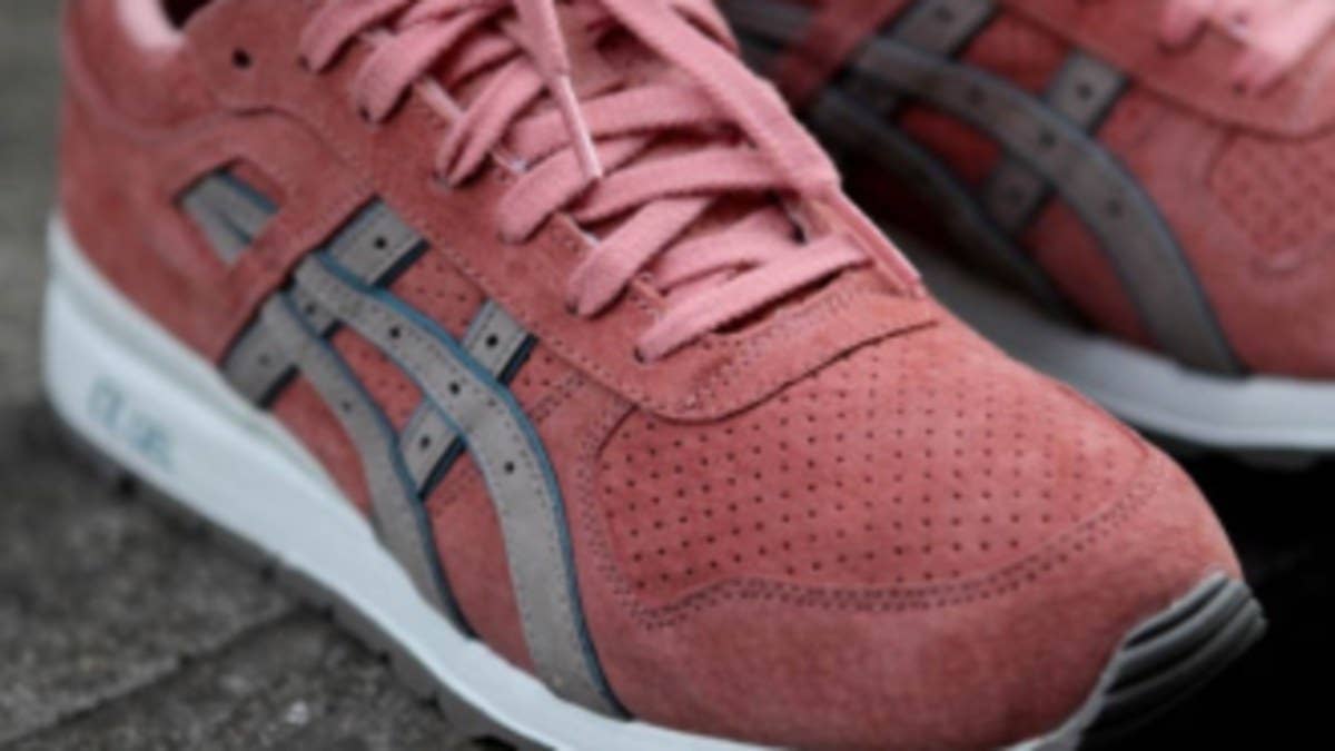 After two years of developing the projects with ASICS, Ronnie Fieg is finally set to release his "Rose Gold" GT-II runner.