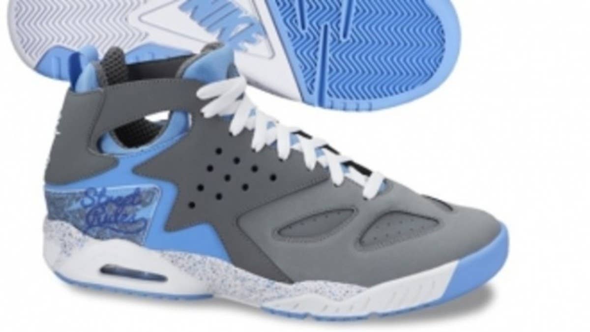 The Andre Agassi endorsed Tech Challenge Huarache returns in an all new 'University Blue' colorway.