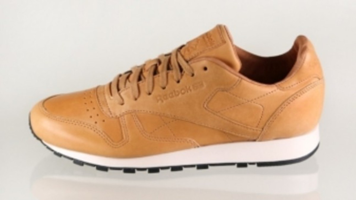 Reebok Upgrades the Classic Leather with Materials | Complex