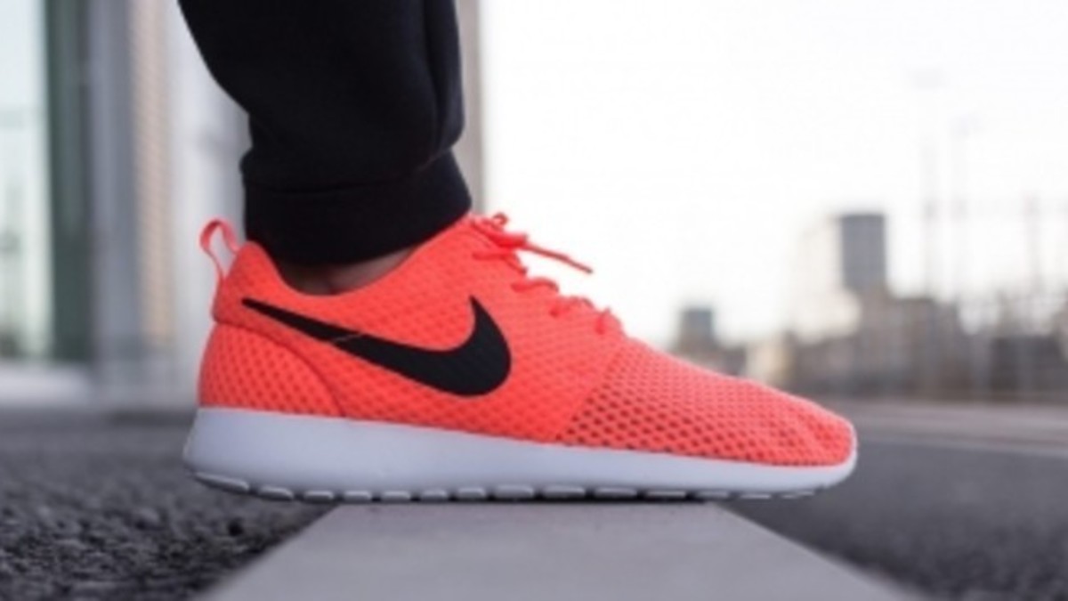 duif Vulkanisch Billy The Nike Roshe Run Breeze Also Goes Hot Lava for Summer | Complex
