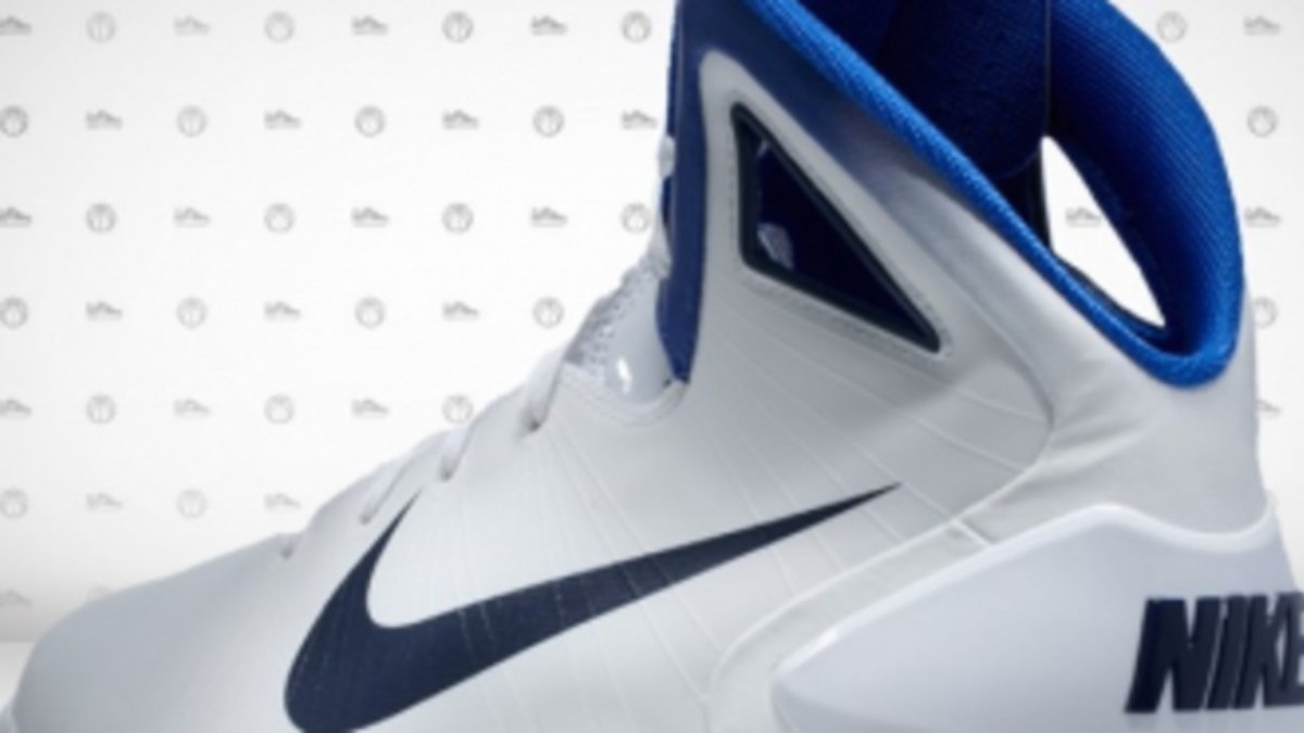 Dirk Nowitzki Shoes: What is he wearing and where to buy them - Current and  past sneakers
