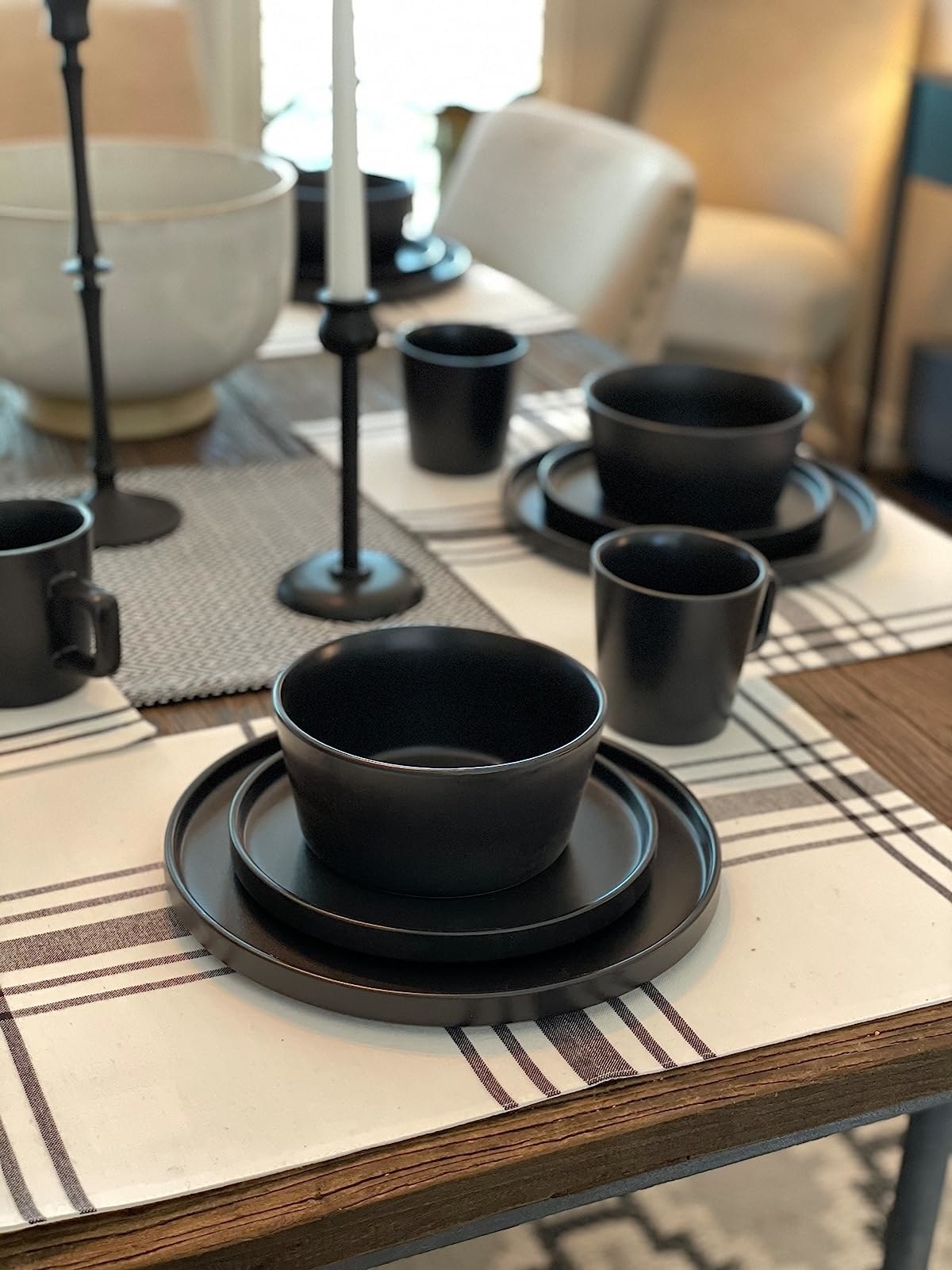 Reviewer&#x27;s photo of a place at a table set with the dishes in the color Matte Black