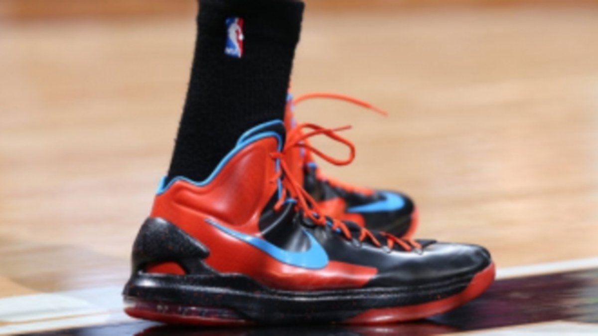 Kd 5 sales thunder away