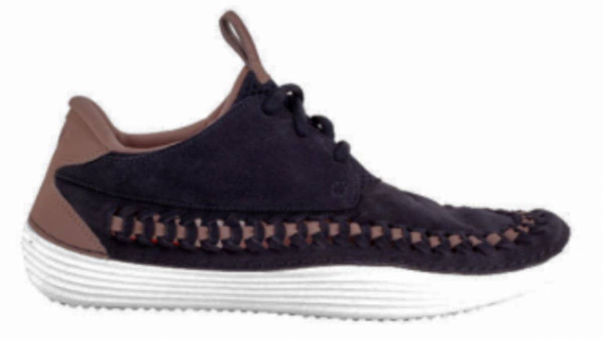 New images of the upcoming Nike Solarsoft Woven Moccasin PRM surfaced today, a new casual shoe built for comfort.
