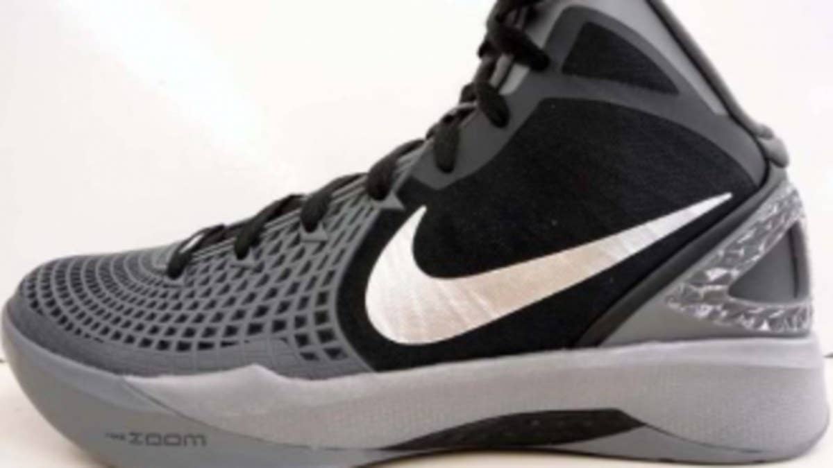 Another colorway of the Nike Hyperdunk 2011 Supreme set to hit retail next month.