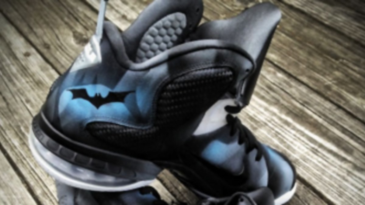 Jordan Custom Shoes Gotham City