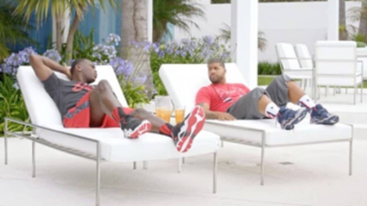 Foot Locker and Under Armour have teamed up with Pro Bowlers Julio Jones and Arian Foster for the newest #Approved commercial.
