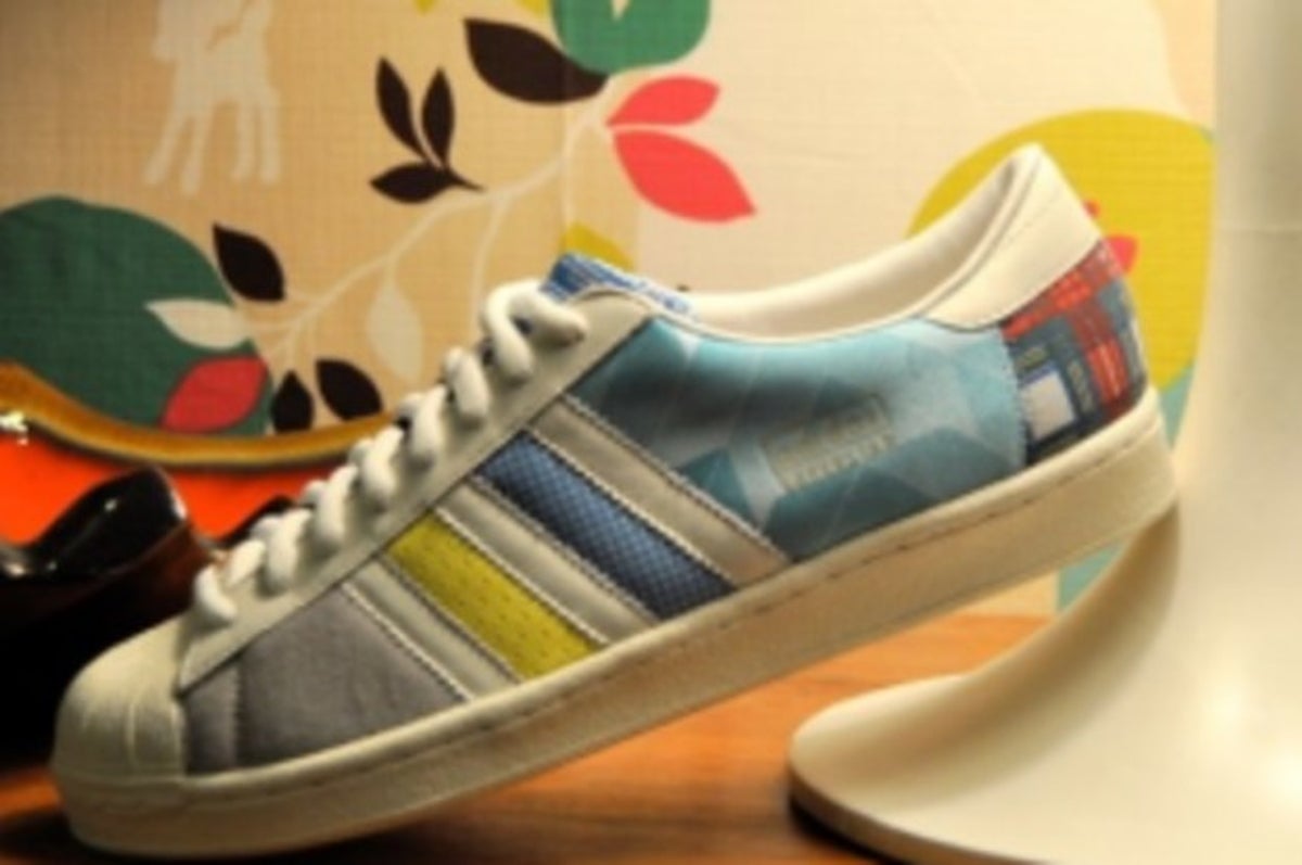 adidas superstar rainbow metallic stripes