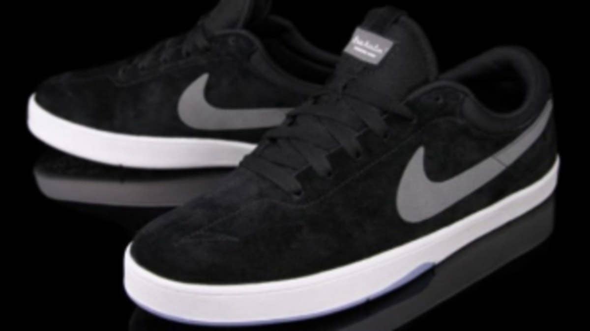 Eric Koston's debut pro model with Nike Skateboarding continues to see releases with the arrival of this never before seen black and grey color combo.