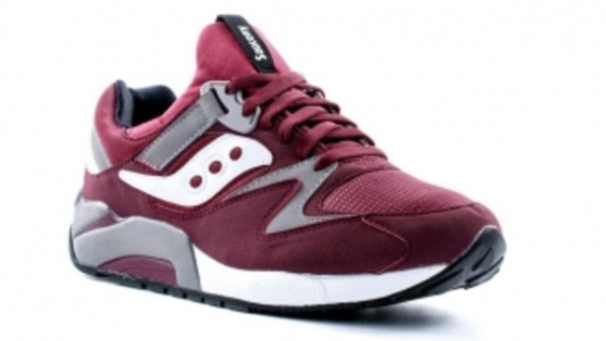 Saucony maroon sale