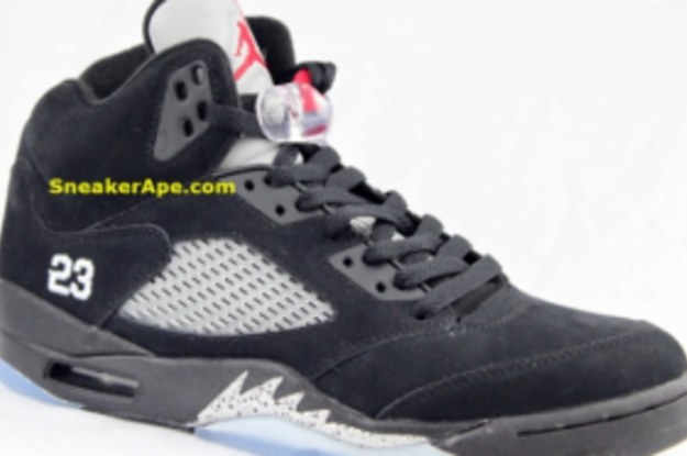 varsity red retro 5