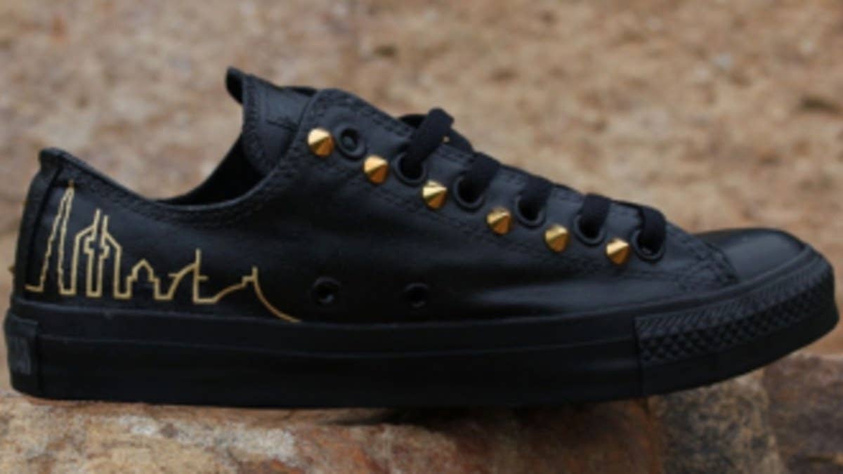 Brush Footwear's Ben Smith recently worked on a Dubai-inspired custom Converse Chuck Taylor All Star Ox for a client.