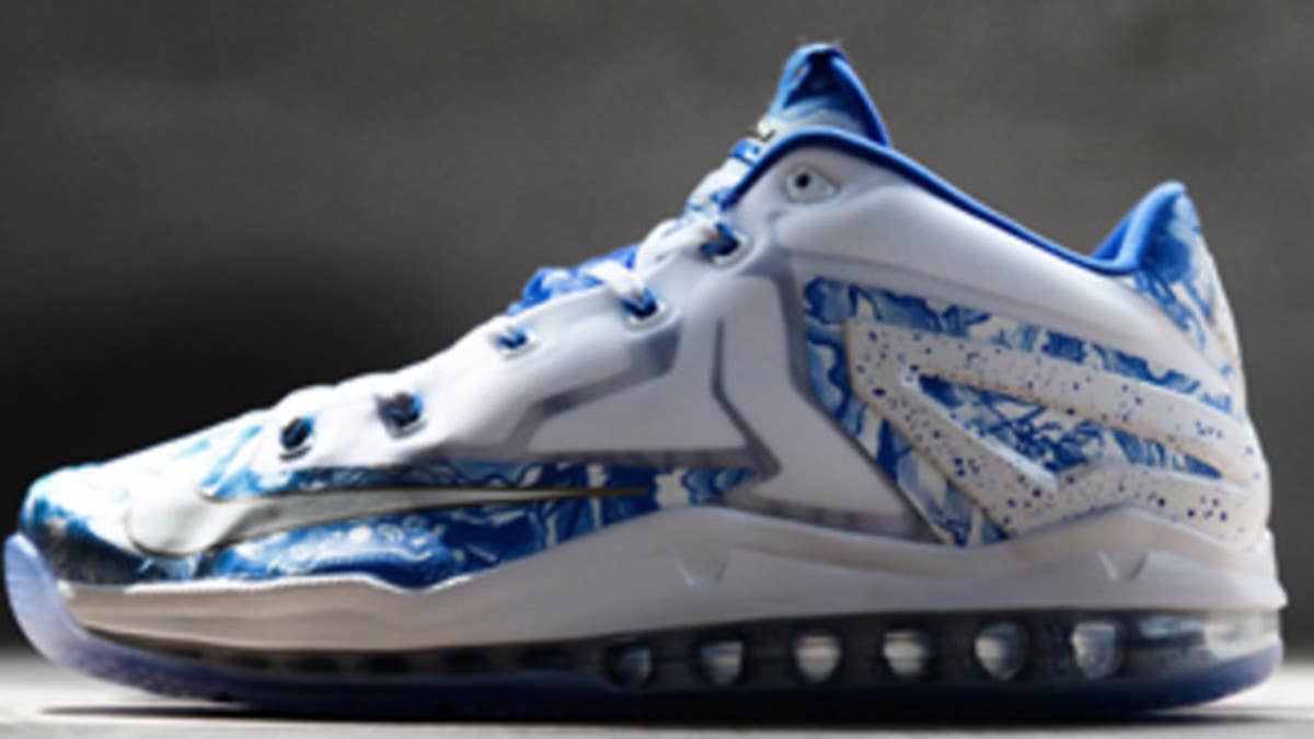 After previewing the Kobe 9 EM yesterday, today we have a first look at the LeBron 11 Low from the 'China Pack.'