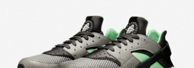 Nike air shop huarache poison green