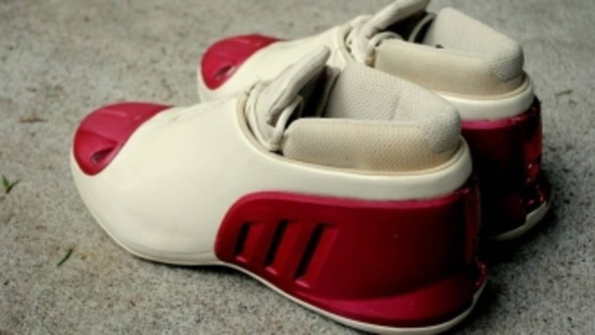 This would have been Kobe's signature shoe had he stayed with adidas in 2002.