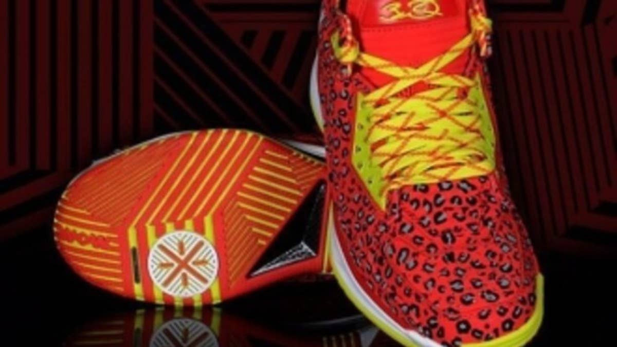 Though Dwyane Wade's season is over, his Li-Ning signature shoe continues to release in new colorways.