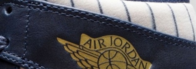 Buy Air Jordan 1 Retro High 'Jeter' - 715854 402 - Blue