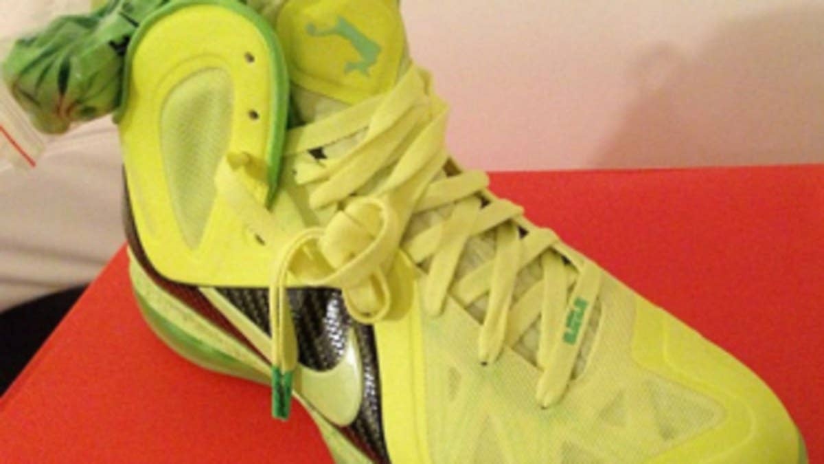 The "Tennis Ball" Elite 9 is actually an unreleased "Dunkman" colorway.