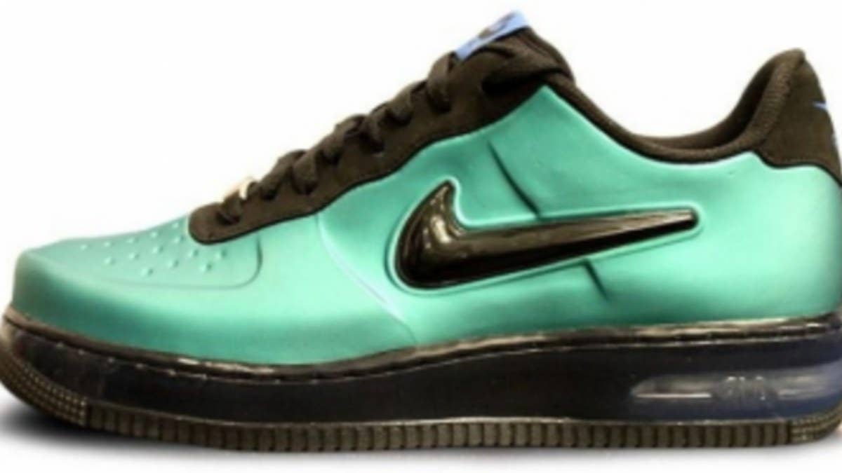 Adding to the already considerable amount of anticipation leading up to their release, today brings us our best look yet at the "New Green" Nike Air Force 1 Low Foamposite.  