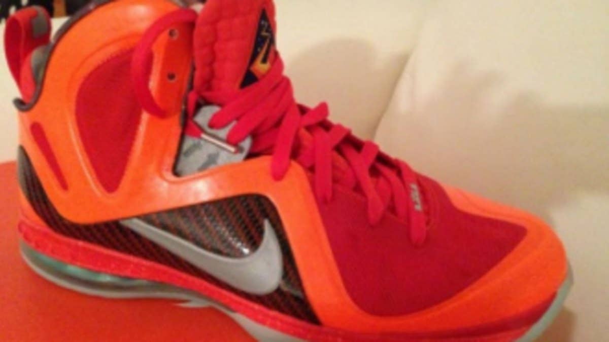 Another eye-catching friends and family LeBron 9 P.S. Elite sample.