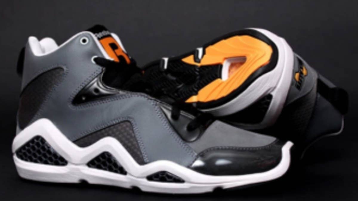 A new Kamikaze III colorway set to hit stores in early 2012.