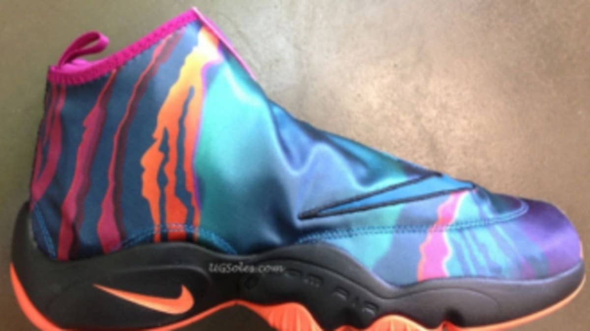 Previously previewed last week, we now have another look at the Tech Challenge inspired Zoom Flight "The Glove."