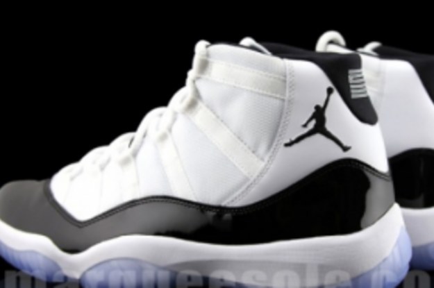 Air Jordan Retro 11 - 