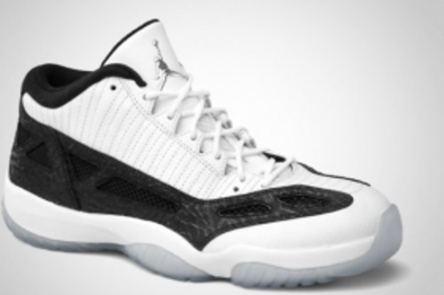 air jordan xi low white bred