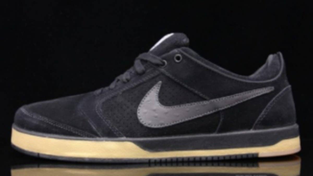 Also arriving this month at your local Nike SB retailer is this classic make up of the Zoom Paul Rodriguez 4.