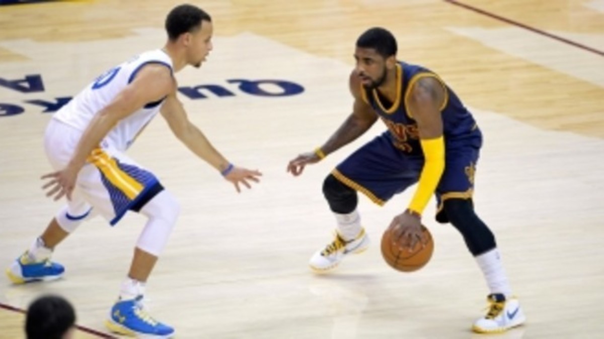 Kyrie shoes 2025 vs curry shoes