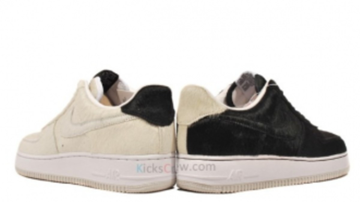 Medicom x Nike Air Force 1 - 