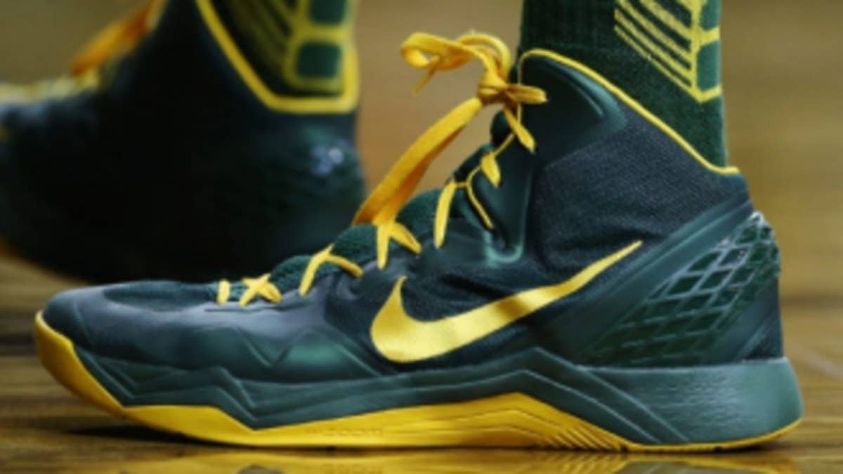 Brittney Griner and the Lady Bears debut new Hyperdisruptor ahead of the NCAA Tournament.