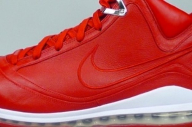 mens nike lebron 7 qs stores